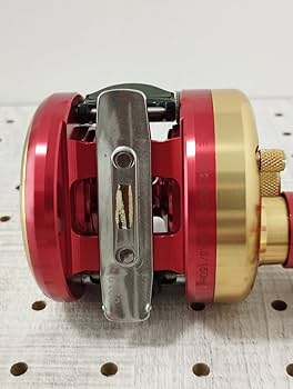 okuma titanic 300とレッド アイシス300の2個セット Yahoo!オークション -「okuma titanic」(リール) (フィッシング